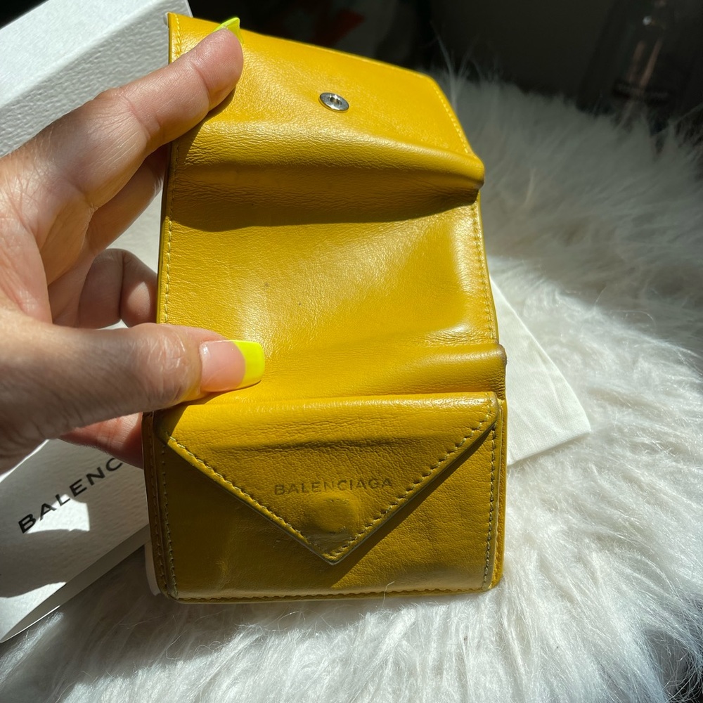 Balenciaga Papier Leather Compact Wallet - Picture 6 of 11